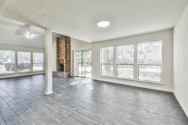 5222 Creek Shadows Drive, Houston, TX 77339