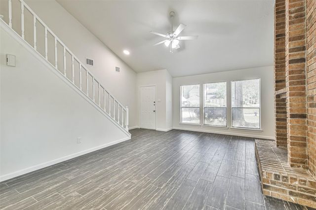 5222 Creek Shadows Drive, Houston, TX 77339