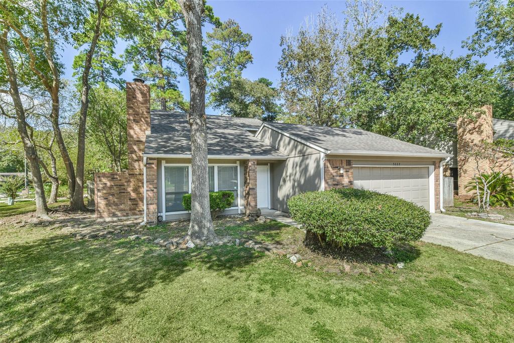 5222 Creek Shadows Drive, Houston, TX 77339