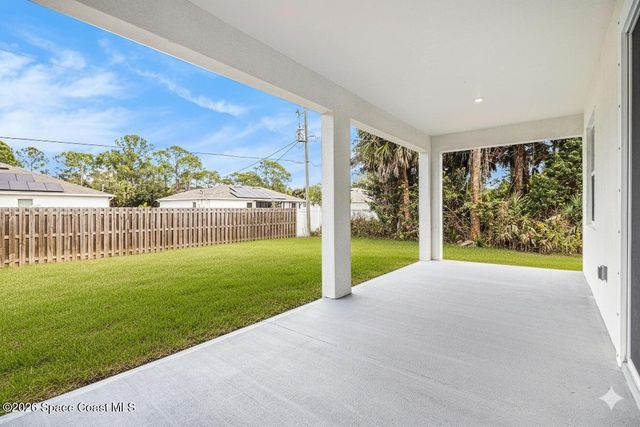 801 Gelaso Street SW, Palm Bay, FL 32908