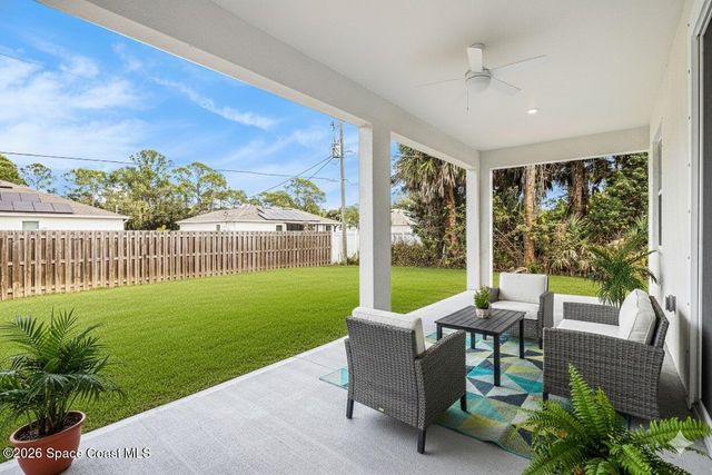 801 Gelaso Street SW, Palm Bay, FL 32908