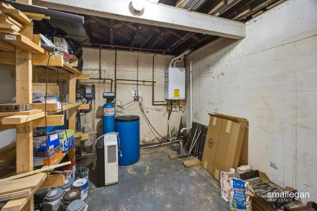 4005 Hendershot Avenue Nw, Alpine Twp, MI 49544