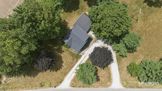 4005 Hendershot Avenue Nw, Alpine Twp, MI 49544