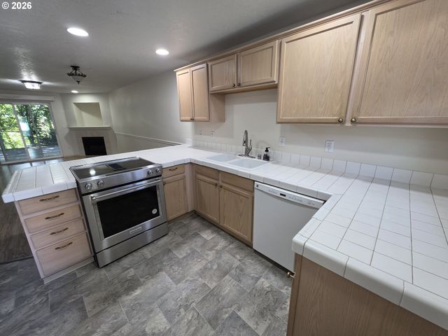 4000 Ne 109TH Ave 175, Vancouver, WA 98682
