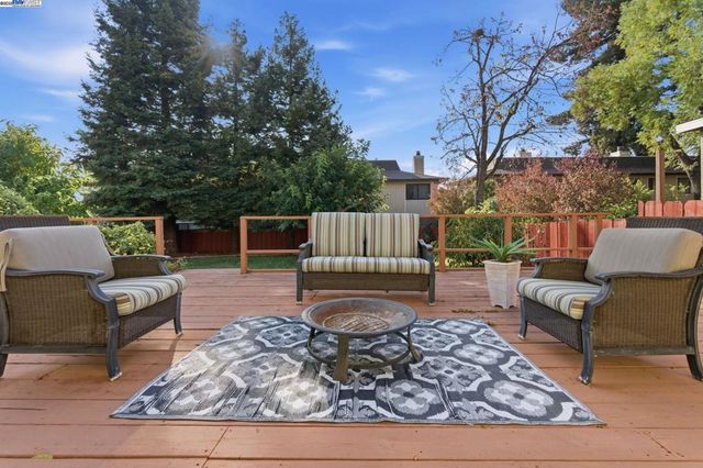 3937 Bayo Street, Oakland, CA 94619