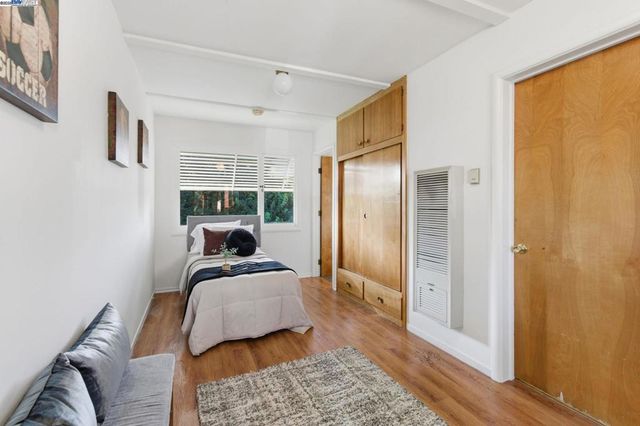 3937 Bayo Street, Oakland, CA 94619