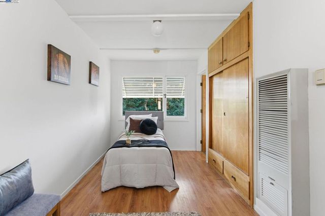 3937 Bayo Street, Oakland, CA 94619