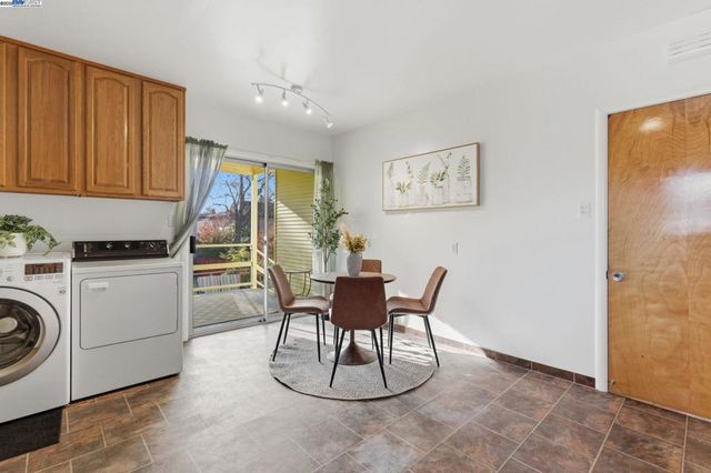 3937 Bayo Street, Oakland, CA 94619