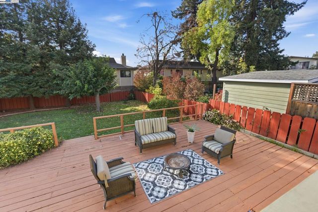 3937 Bayo Street, Oakland, CA 94619