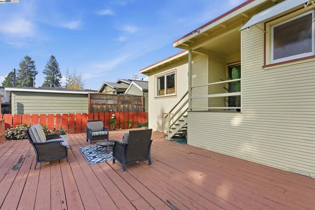 3937 Bayo Street, Oakland, CA 94619