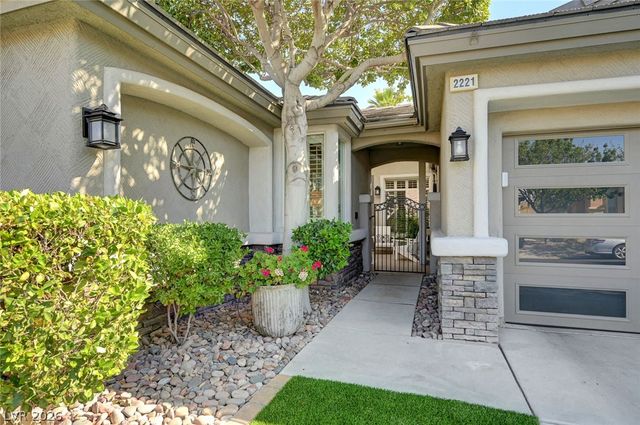 2221 Scarlet Rose Drive, Las Vegas, NV 89134
