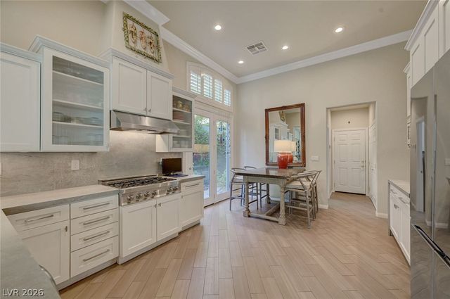 2221 Scarlet Rose Drive, Las Vegas, NV 89134