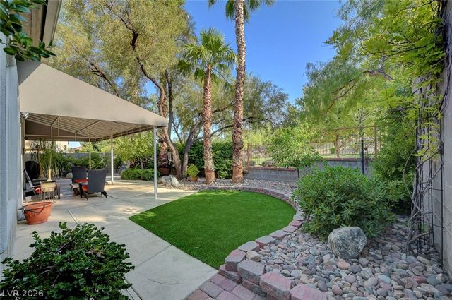 2221 Scarlet Rose Drive, Las Vegas, NV 89134