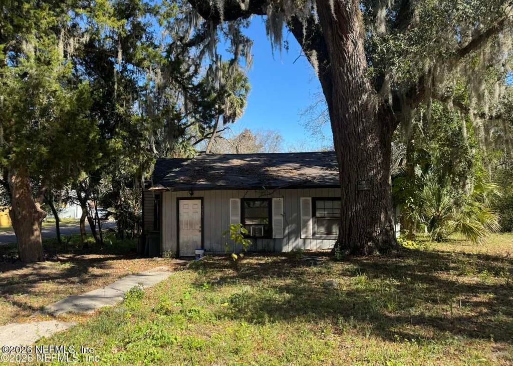 7035 ELWOOD Avenue, Jacksonville, FL 32208