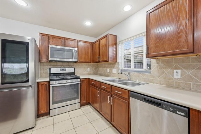 5714 La Crema, Missouri City, TX 77459