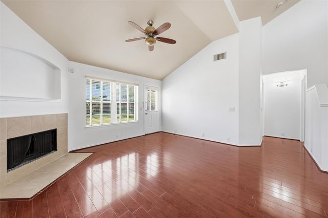 5714 La Crema, Missouri City, TX 77459