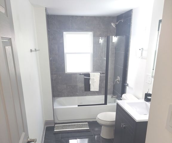 8251 S Carpenter Street, Chicago, IL 60620