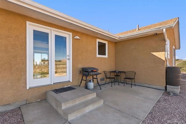 1689 N Calle Rosa Place, Pueblo West, CO 81007