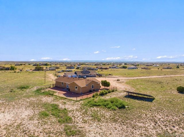1689 N Calle Rosa Place, Pueblo West, CO 81007