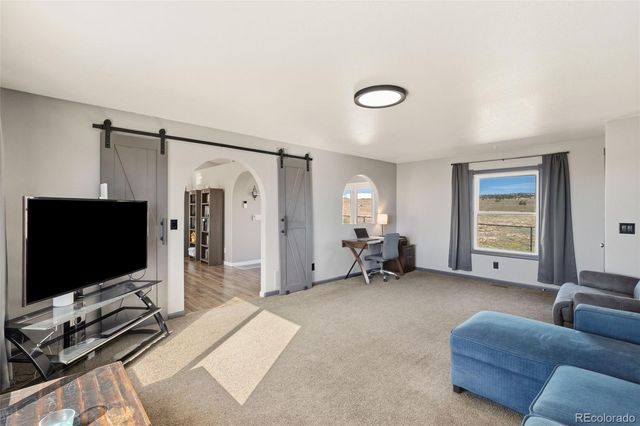 1689 N Calle Rosa Place, Pueblo West, CO 81007