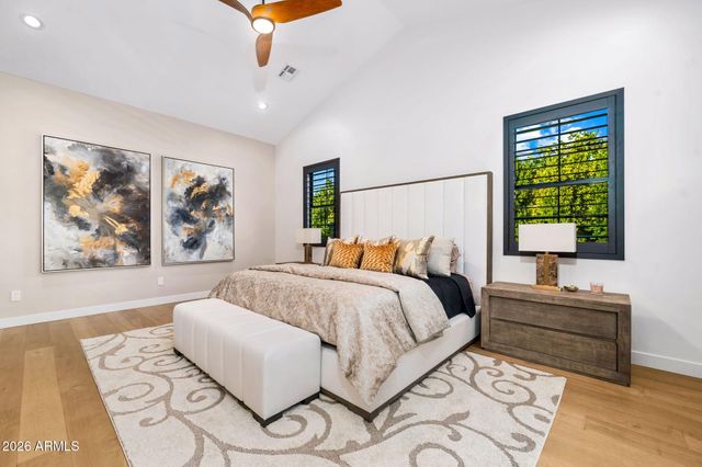 3810 E CLARENDON Avenue, Phoenix, AZ 85018