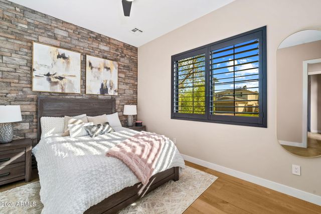 3810 E CLARENDON Avenue, Phoenix, AZ 85018