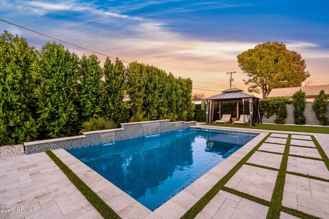 3810 E CLARENDON Avenue, Phoenix, AZ 85018