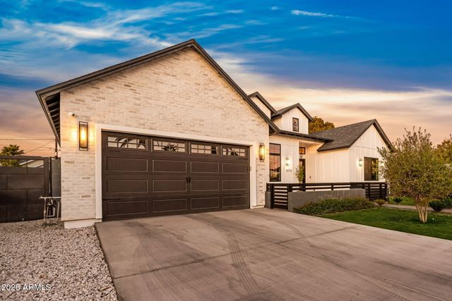 3810 E CLARENDON Avenue, Phoenix, AZ 85018