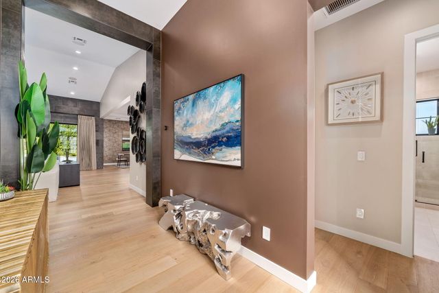 3810 E CLARENDON Avenue, Phoenix, AZ 85018