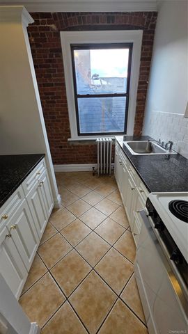 5 Main 531, Tarrytown, NY 10591