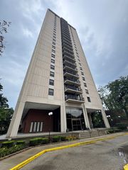 2605 S Indiana Avenue 1507, Chicago, IL 60616