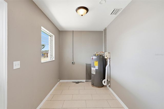 363 GLEN OAK ROAD, Venice, FL 34293
