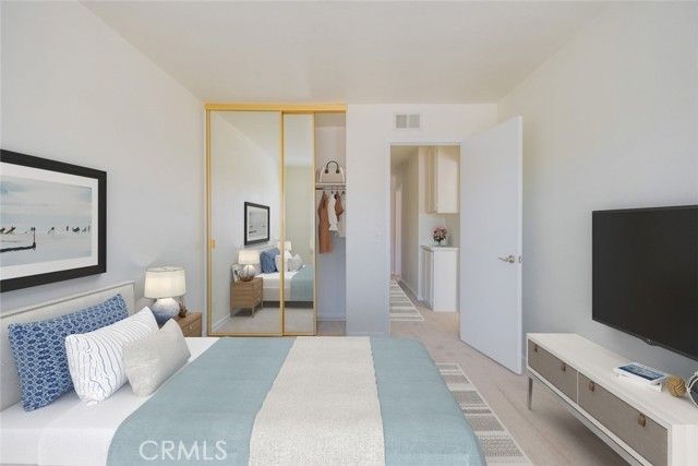 315 Spinnaker Way, Seal Beach, CA 90740