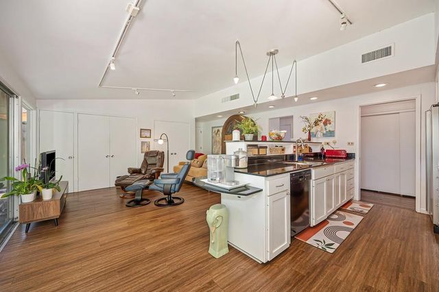 3421 Lynne Way, Sacramento, CA 95821