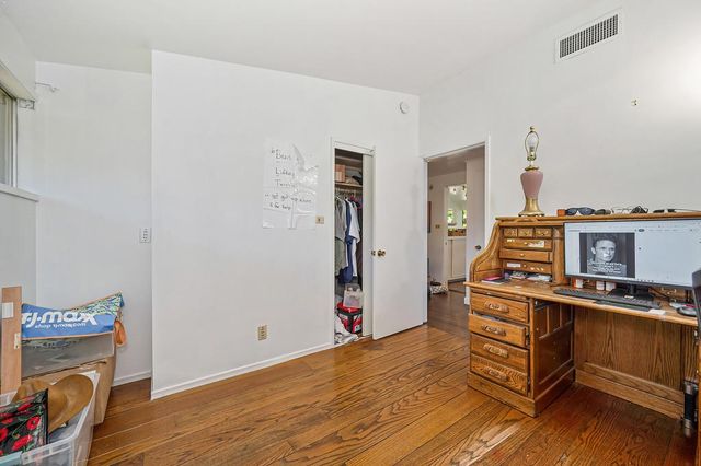 3421 Lynne Way, Sacramento, CA 95821