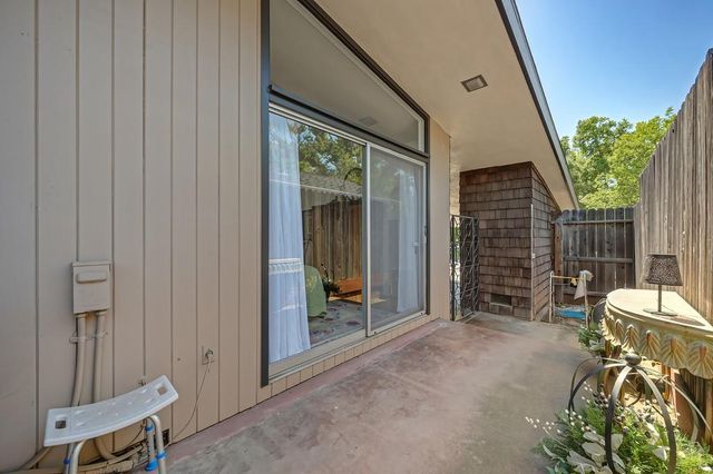 3421 Lynne Way, Sacramento, CA 95821