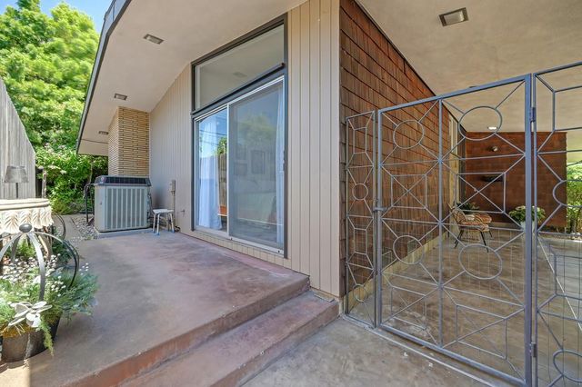 3421 Lynne Way, Sacramento, CA 95821