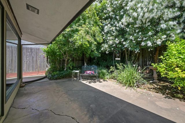3421 Lynne Way, Sacramento, CA 95821