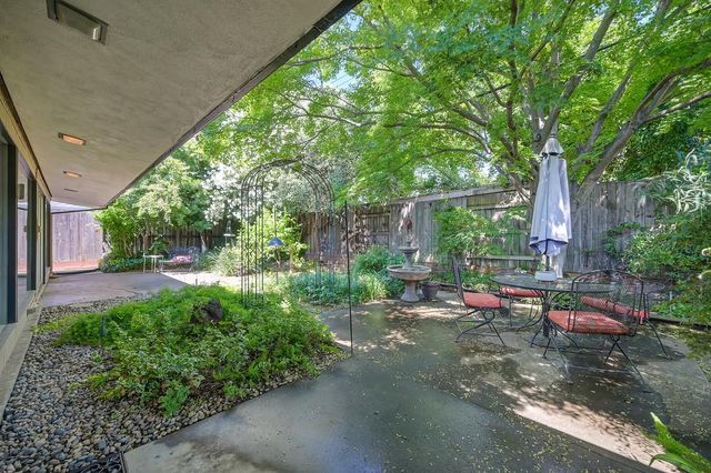 3421 Lynne Way, Sacramento, CA 95821