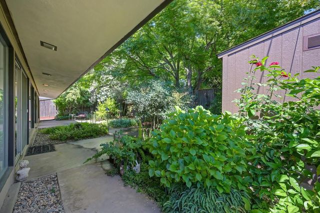 3421 Lynne Way, Sacramento, CA 95821