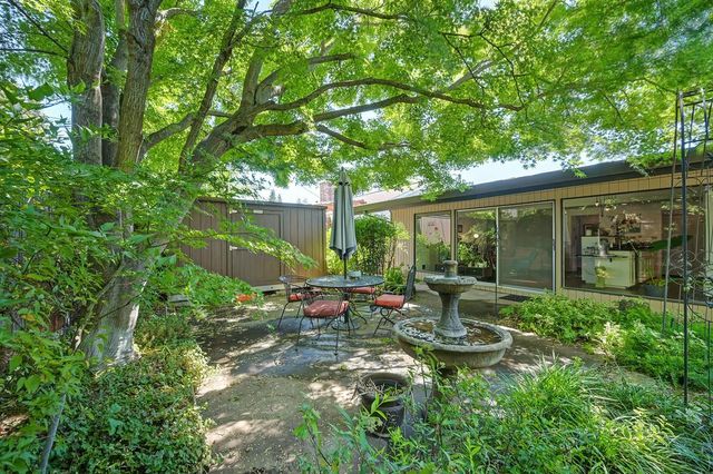 3421 Lynne Way, Sacramento, CA 95821