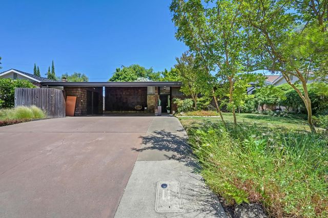 3421 Lynne Way, Sacramento, CA 95821