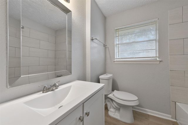 2803 22nd Street, Dickinson, TX 77539