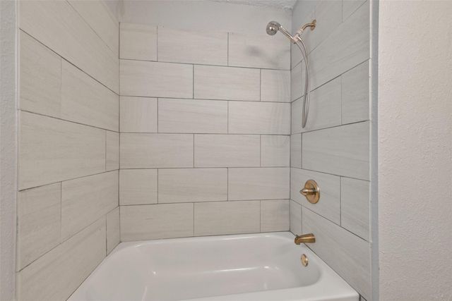 2803 22nd Street, Dickinson, TX 77539