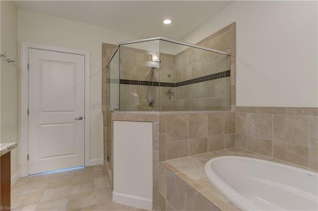 201 N Elm Street 507, Greensboro, NC 27401