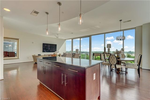 201 N Elm Street 507, Greensboro, NC 27401