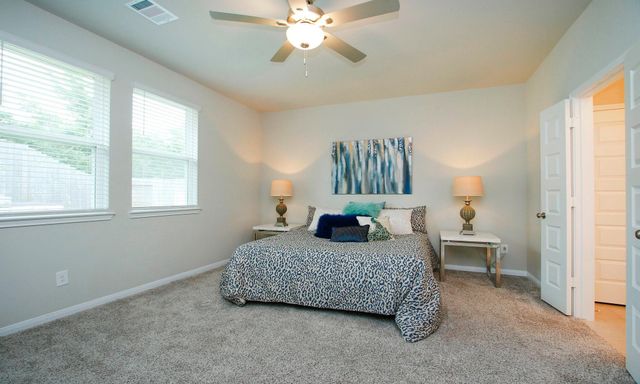 108 Clay Creek Lane, Conroe, TX 77316
