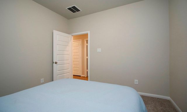 108 Clay Creek Lane, Conroe, TX 77316