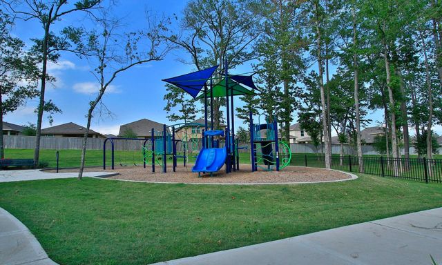 108 Clay Creek Lane, Conroe, TX 77316