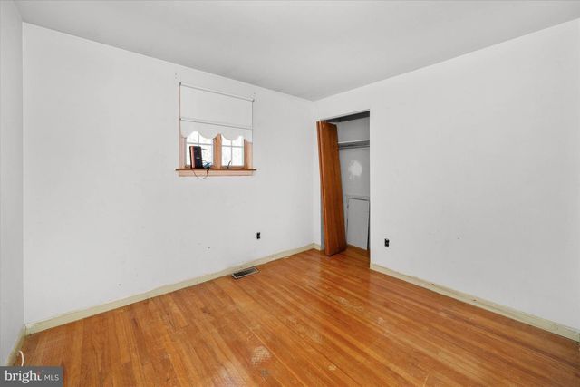 3105 WILMONT DR, Wilmington, DE 19810